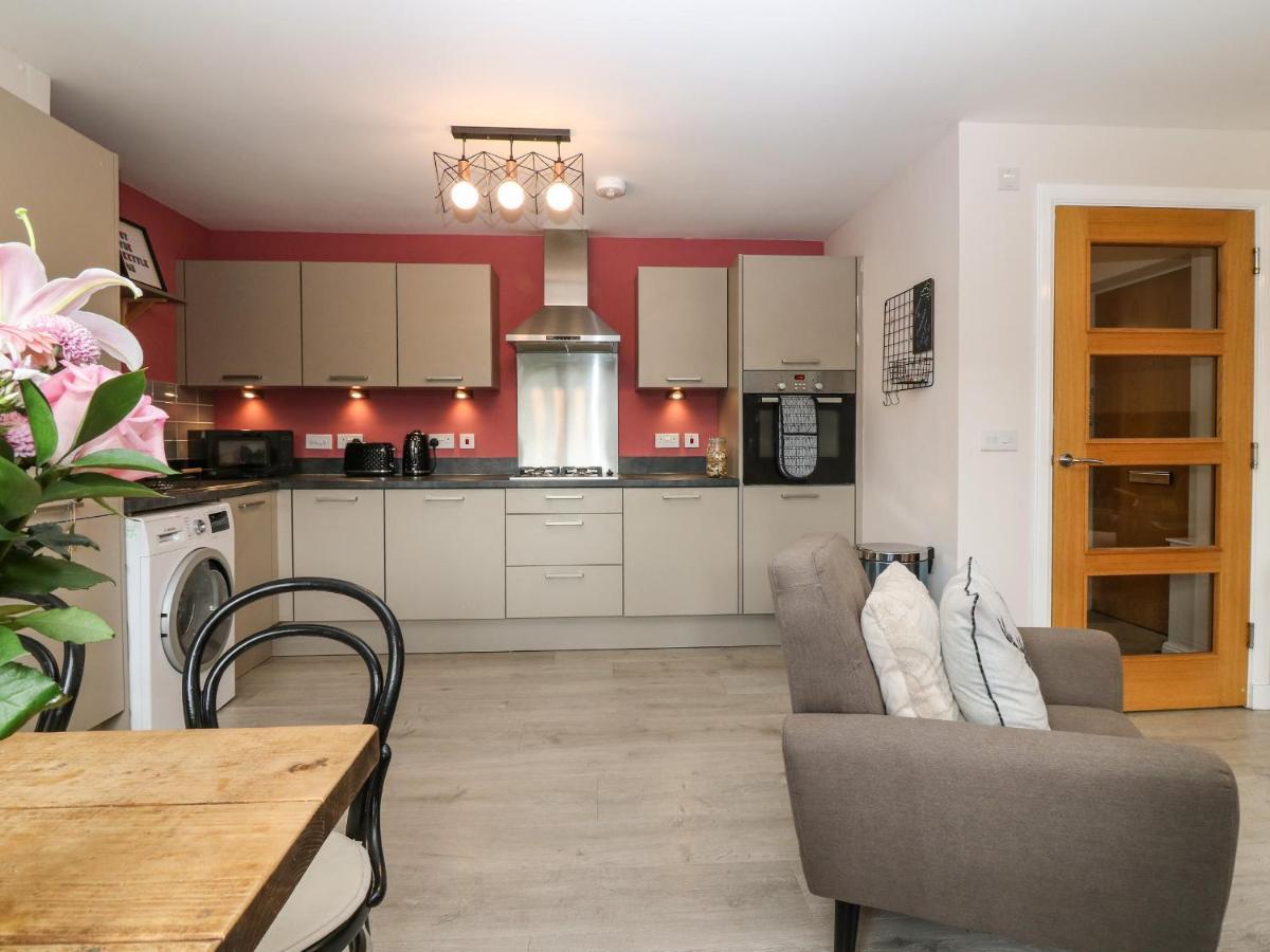 11 Ambleside Court * Banchory